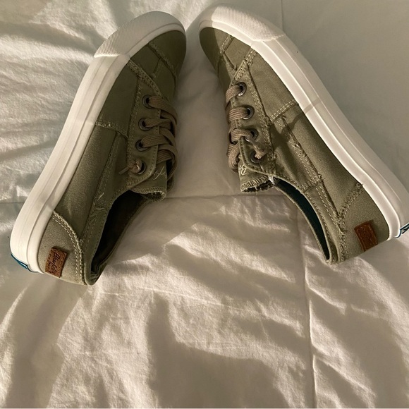 Blowfish Olive Canvas Sneakers - Picture 8 of 12